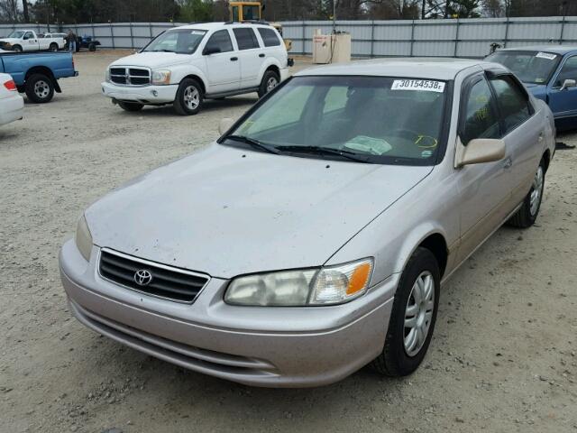 4T1BG22K5YU616792 - 2000 TOYOTA CAMRY CE TAN photo 2