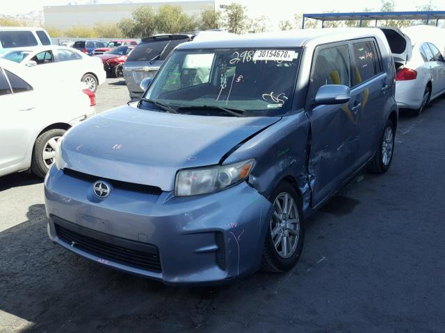 JTLZE4FE8B1118978 - 2011 TOYOTA SCION XB SILVER photo 2