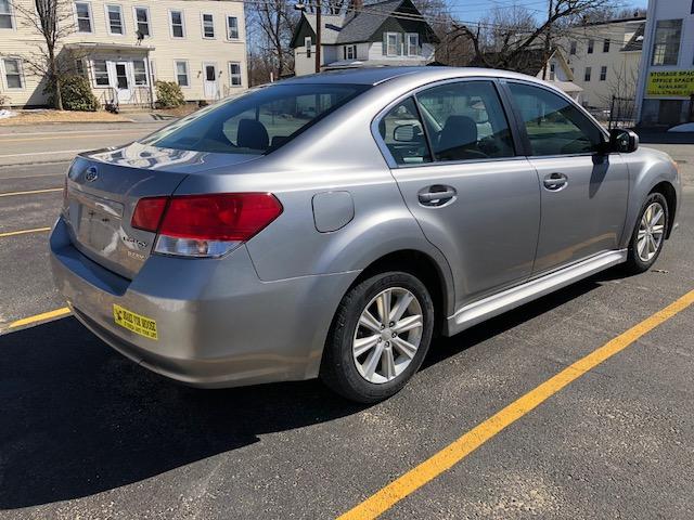 4S3BMBB65B3225400 - 2011 SUBARU LEGACY 2.5 SILVER photo 3