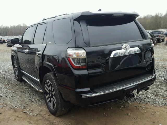 JTEBU5JR5H5426767 - 2017 TOYOTA 4RUNNER SR BLACK photo 3