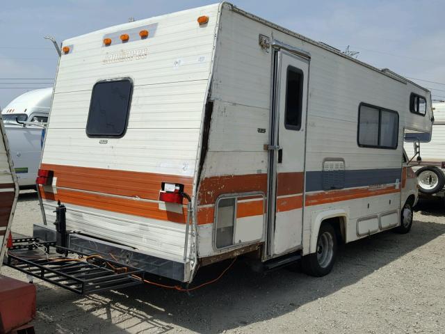 F44CD8V723957 - 1978 DODGE SPORTSMAN WHITE photo 4