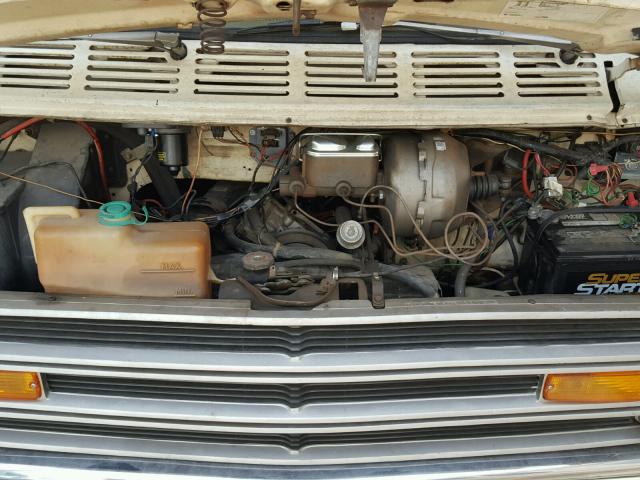 F44CD8V723957 - 1978 DODGE SPORTSMAN WHITE photo 7