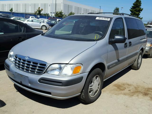 1GNDX03E9YD327299 - 2000 CHEVROLET VENTURE SILVER photo 2