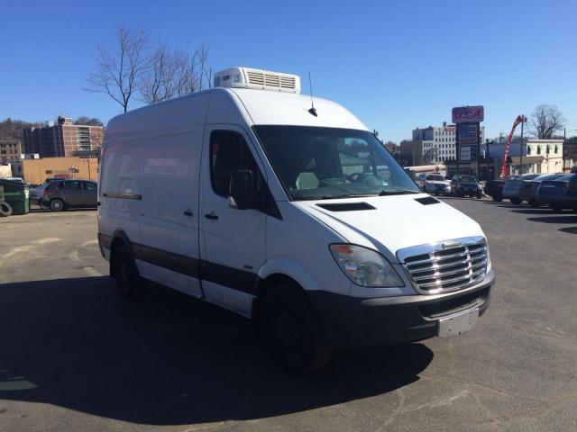 WDYPE745985232081 - 2008 FREIGHTLINER SPRINTER 2 WHITE photo 1