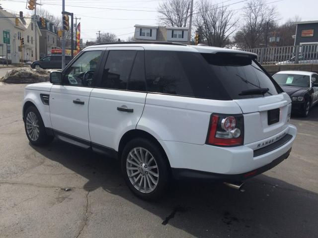 SALSF2D41BA280971 - 2011 LAND ROVER RANGE ROVE WHITE photo 3