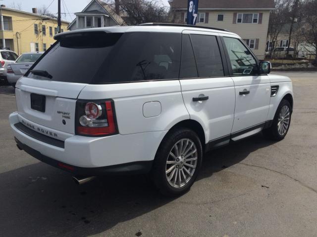 SALSF2D41BA280971 - 2011 LAND ROVER RANGE ROVE WHITE photo 4