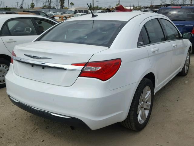 1C3CCBAB3DN669375 - 2013 CHRYSLER 200 LX WHITE photo 4