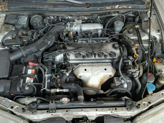 1HGCD5667TA050792 - 1996 HONDA ACCORD EX SILVER photo 7