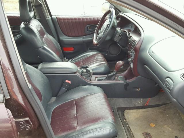 1G2WR52142F207059 - 2002 PONTIAC GRAND PRIX MAROON photo 5