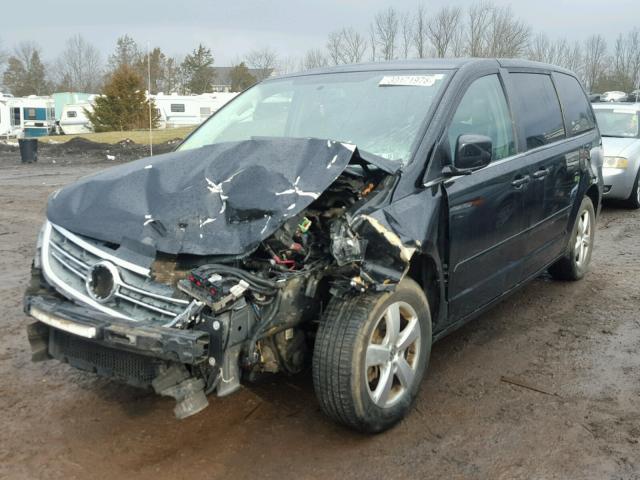 2V4RW3D16AR294947 - 2010 VOLKSWAGEN ROUTAN SE BLACK photo 2