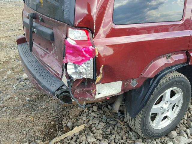 1J8HG48K47C604423 - 2007 JEEP COMMANDER MAROON photo 9