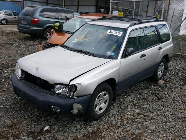 JF1SF63541H758109 - 2001 SUBARU FORESTER L SILVER photo 2