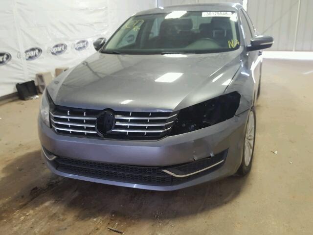 1VWBN7A33EC072356 - 2014 VOLKSWAGEN PASSAT SE GRAY photo 9