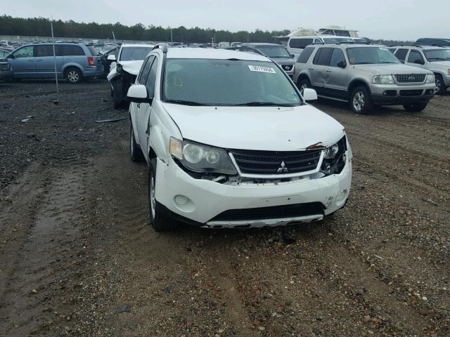 JA4MT31XX7U001479 - 2007 MITSUBISHI OUTLANDER WHITE photo 1