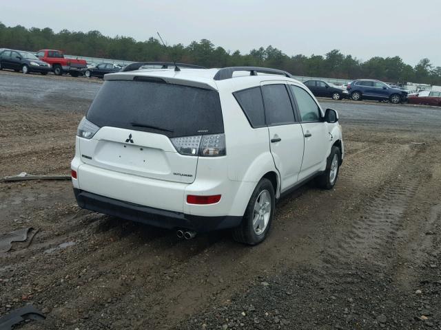 JA4MT31XX7U001479 - 2007 MITSUBISHI OUTLANDER WHITE photo 4