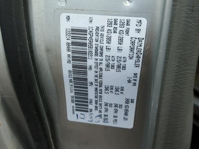 1C4GP45R05B102211 - 2005 CHRYSLER TOWN & COU SILVER photo 10