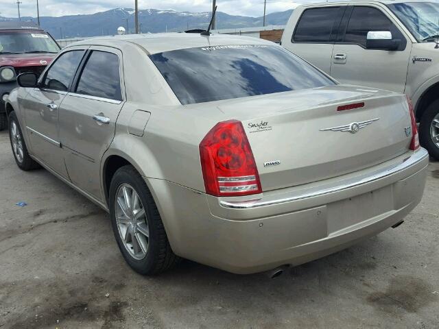 2C3LK63H88H179587 - 2008 CHRYSLER 300C TAN photo 3