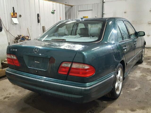 WDBJF65J31B384335 - 2001 MERCEDES-BENZ E 320 GREEN photo 4