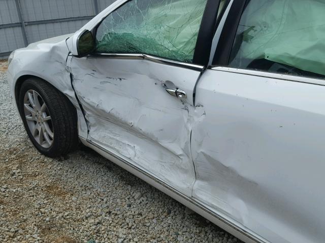 1G1ZE5EB4AF291044 - 2010 CHEVROLET MALIBU LTZ WHITE photo 10