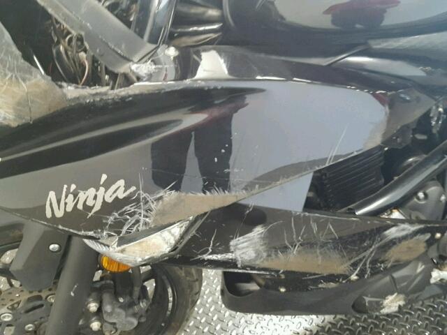 JKAEXEC18BDA69272 - 2011 KAWASAKI EX650 C 黑色 照片 10