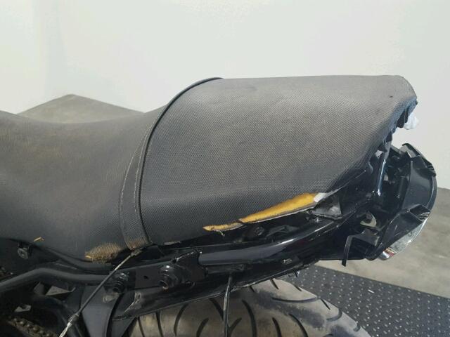 JKAEXEC18BDA69272 - 2011 KAWASAKI EX650 C 黑色 照片 14