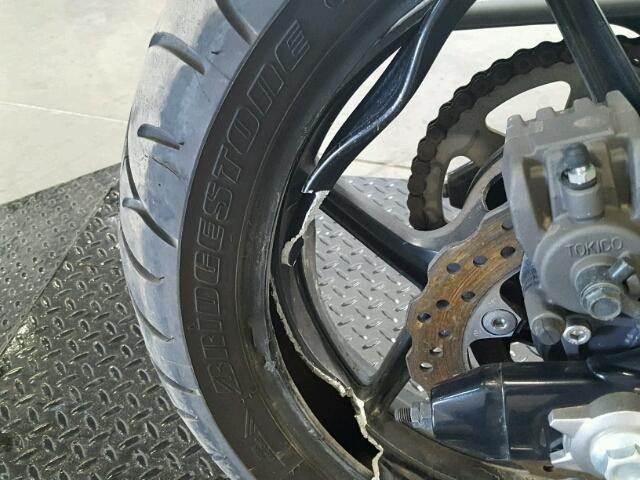 JKAEXEC18BDA69272 - 2011 KAWASAKI EX650 C 黑色 照片 15