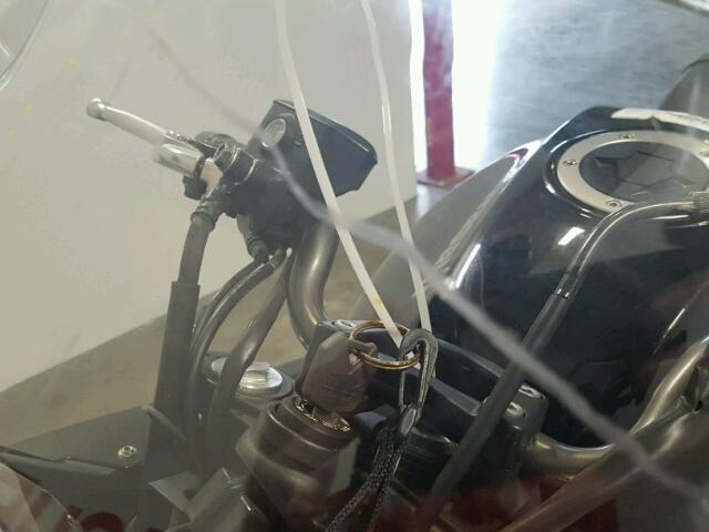 JKAEXEC18BDA69272 - 2011 KAWASAKI EX650 C 黑色 照片 16