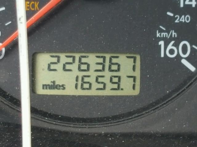 WVWUH23B2YE199117 - 2000 VOLKSWAGEN PASSAT GLX 红色 照片 8