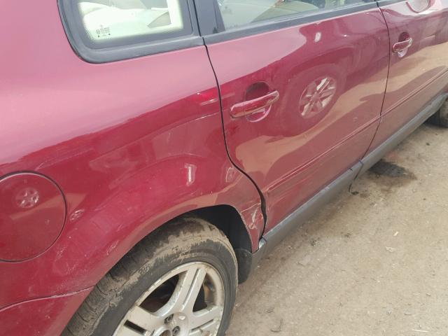 WVWUH23B2YE199117 - 2000 VOLKSWAGEN PASSAT GLX 红色 照片 9