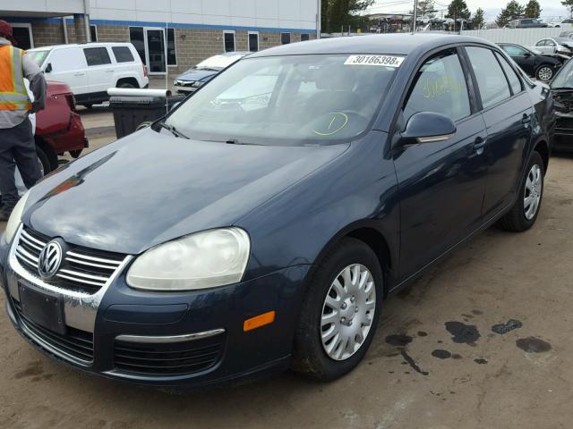 3VWPG71K76M837804 - 2006 VOLKSWAGEN JETTA VALU BLUE photo 2