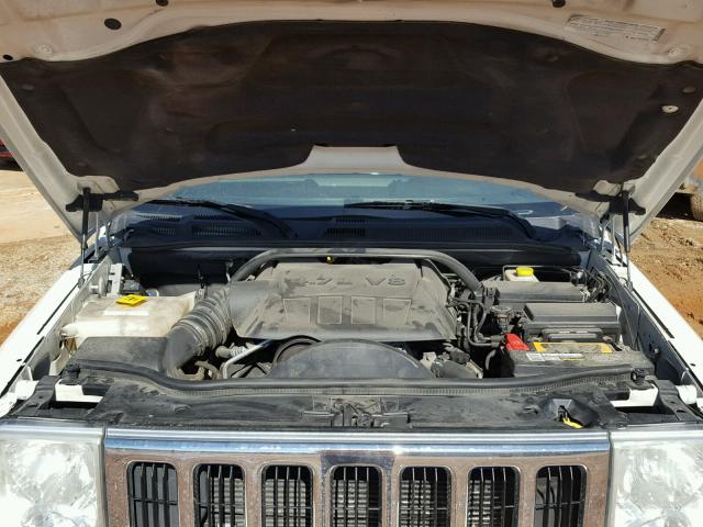 1J8HH48N48C151364 - 2008 JEEP COMMANDER WHITE photo 7