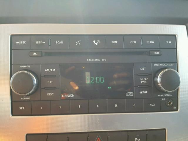 1J8HH48N48C151364 - 2008 JEEP COMMANDER WHITE photo 9