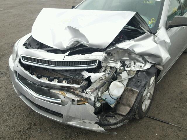 1G1ZA5EU2CF296887 - 2012 CHEVROLET MALIBU LS 银色 照片 9