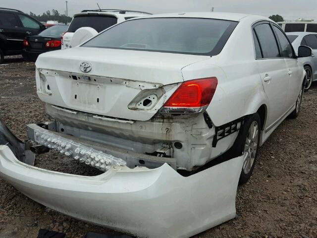 4T1BK3DB4BU389362 - 2011 TOYOTA AVALON BAS WHITE photo 4