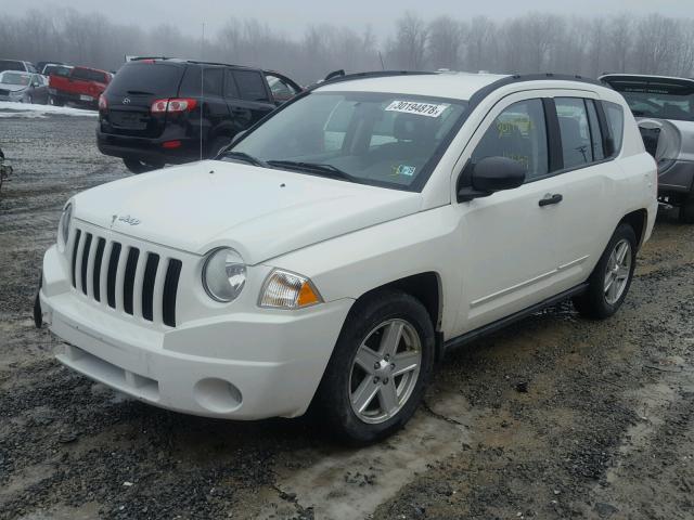 1J4FF47B29D188723 - 2009 JEEP COMPASS SP WHITE photo 2