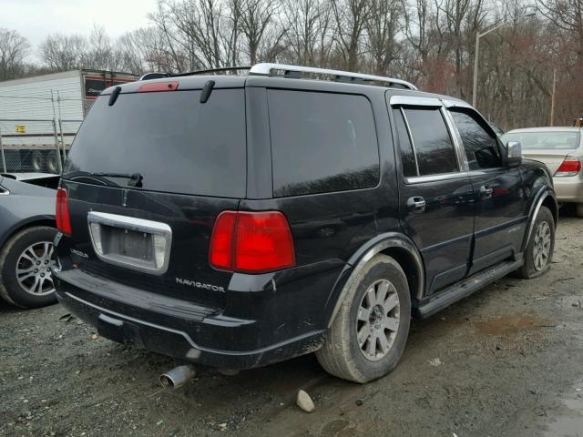 5LMFU28R23LJ41063 - 2003 LINCOLN NAVIGATOR BLACK photo 4