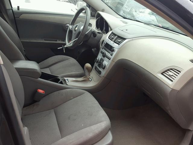 1G1ZG57B19F142156 - 2009 CHEVROLET MALIBU LS ნაცრისფერი ფოტო 5