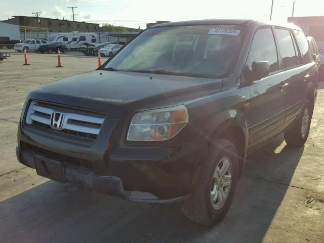 5FNYF28187B015934 - 2007 HONDA PILOT LX BLACK photo 2