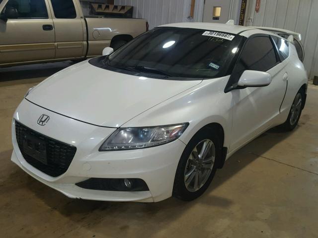 JHMZF1C63DS001132 - 2013 HONDA CR-Z EX WHITE photo 2