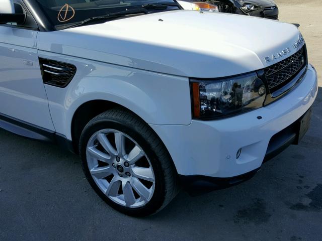 SALSF2D48DA806550 - 2013 LAND ROVER RANGE ROVE WHITE photo 9