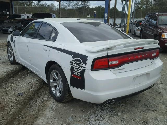 2C3CDXCT6DH651378 - 2013 DODGE CHARGER R/ WHITE photo 3