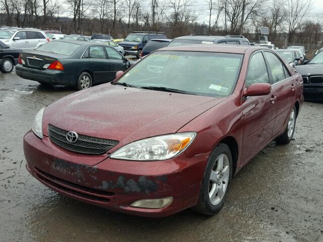 4T1BE32K82U578218 - 2002 TOYOTA CAMRY LE RED photo 2