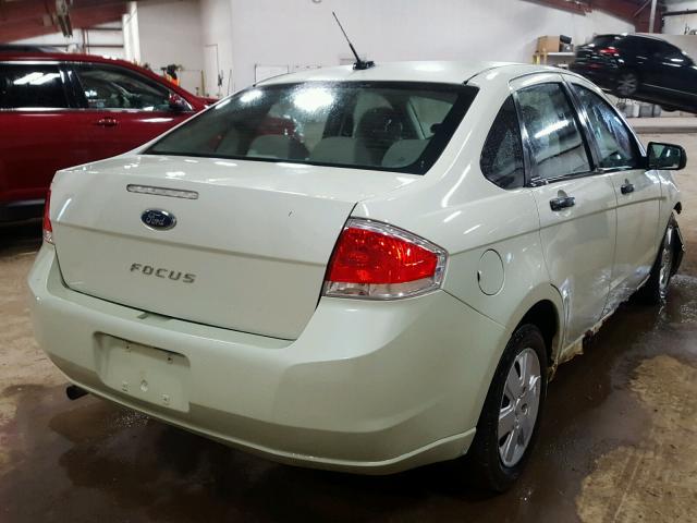 1FAHP3EN9AW136927 - 2010 FORD FOCUS S GREEN photo 4