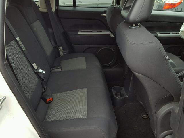 1J8FT47018D548360 - 2008 JEEP COMPASS SP WHITE photo 6