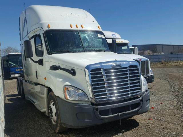 1FUJGLBG0DLFG5534 - 2013 FREIGHTLINER CASCADIA 1 WHITE photo 1