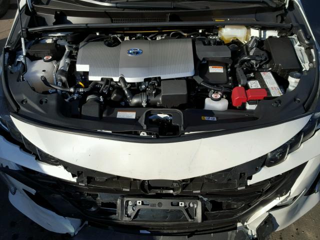 JTDKARFP8H3060598 - 2017 TOYOTA PRIUS PRIM 白色 照片 7