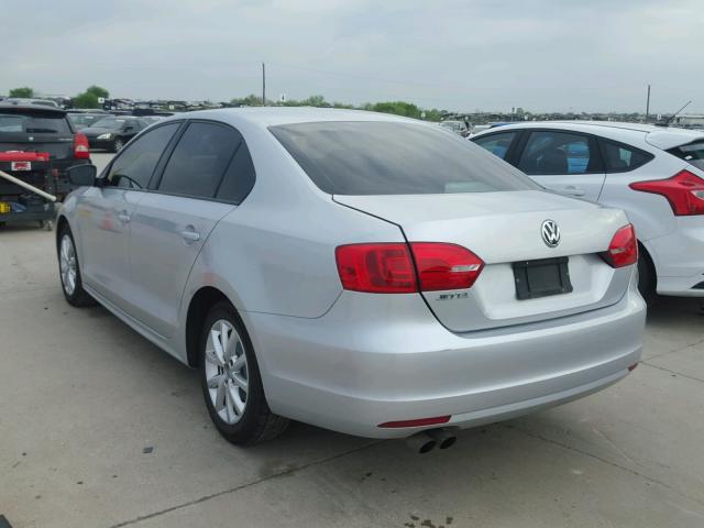 3VW2K7AJ5CM337121 - 2012 VOLKSWAGEN JETTA BASE 银色 照片 3
