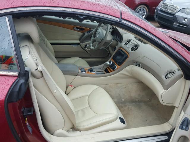 WDBSK75F43F052062 - 2003 MERCEDES-BENZ SL 500R RED photo 5