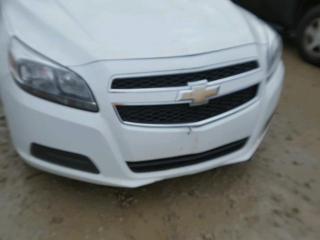 1G11A5SA6DF272729 - 2013 CHEVROLET MALIBU LS WHITE photo 9
