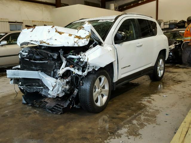 1C4NJCBA5GD518716 - 2016 JEEP COMPASS SP WHITE photo 2